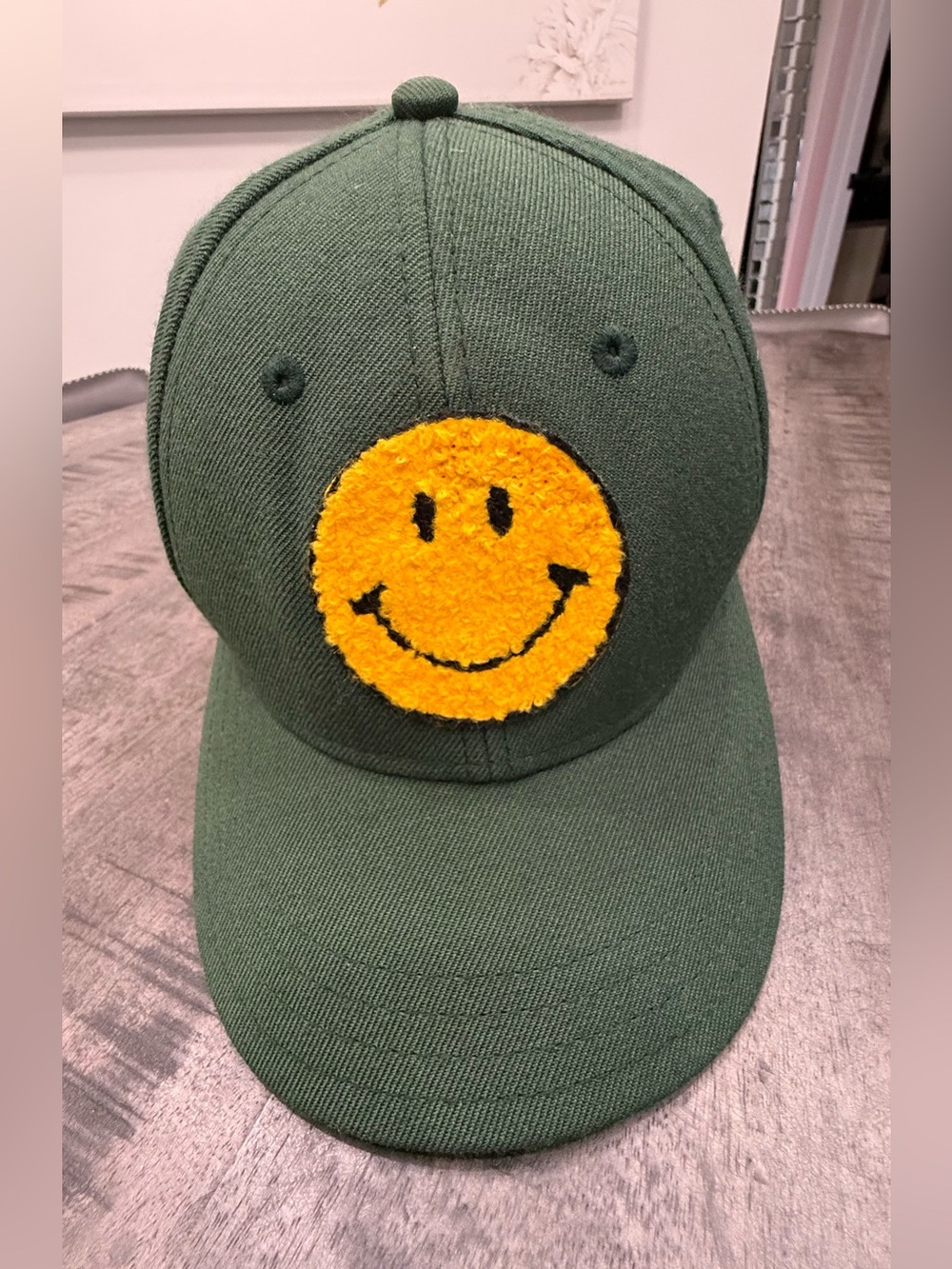 VINTAGE/Green Baseball Cap with Yellow Smiley Patch